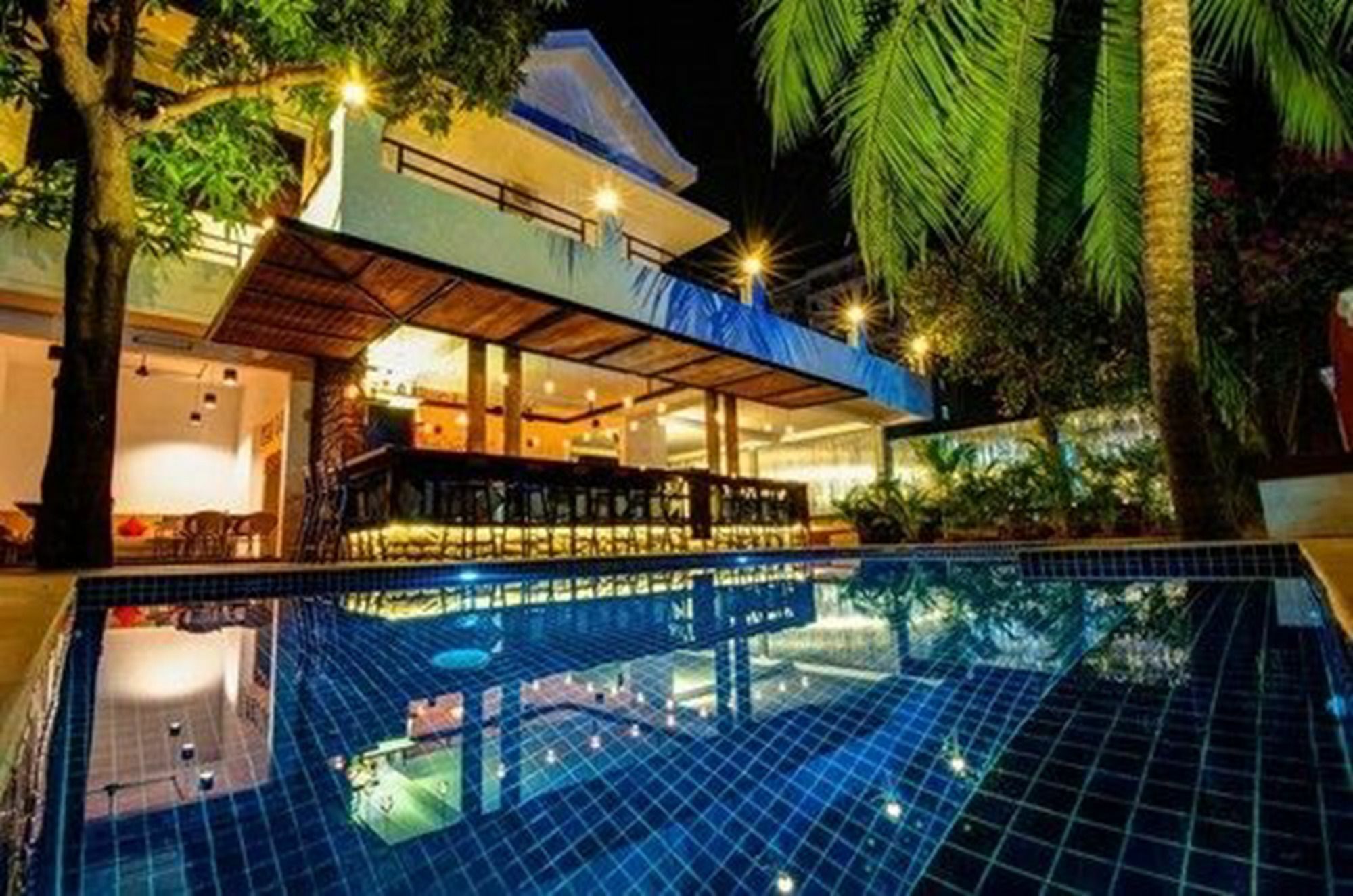 Base Villa Phnom Penh Exterior photo